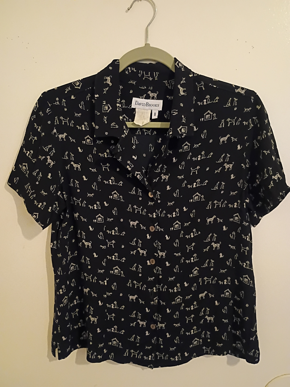 VTG david brooks Black Short-Sleeve Button-Up with White Dog Print Measure S